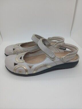 ​Naot Rongo Quartz Dusty Silver Leather Mary Jane Sandals EU 40 US 9 Comfort